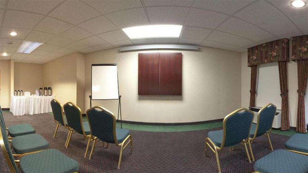 Holiday Inn Express & Suites Allentown-Dorney Park Area By Ihg Exteriör bild