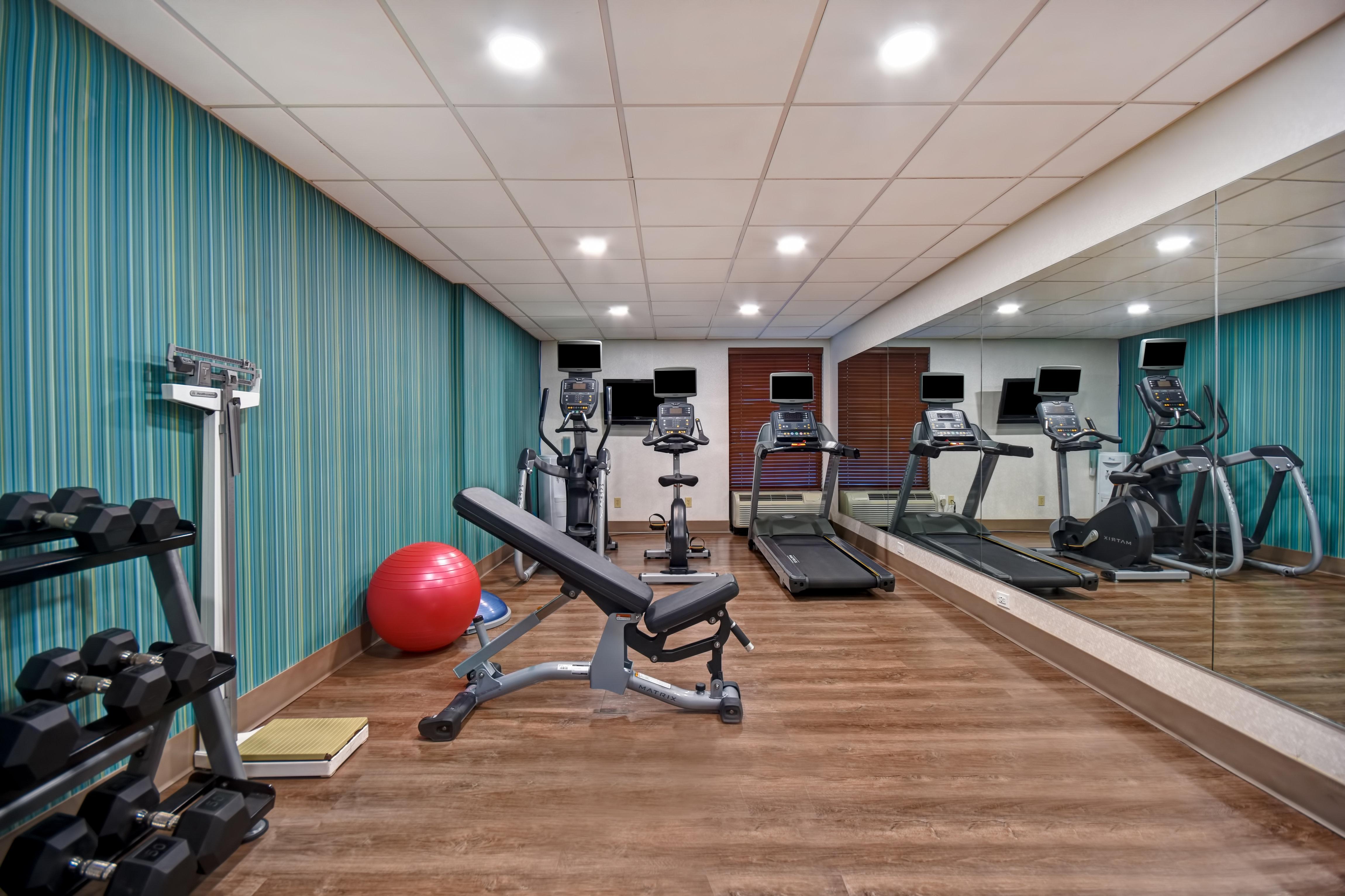 Holiday Inn Express & Suites Allentown-Dorney Park Area By Ihg Exteriör bild